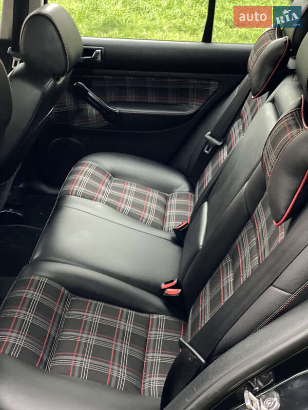 Хэтчбек Volkswagen Golf GTI 1999 в Ивано-Франковске