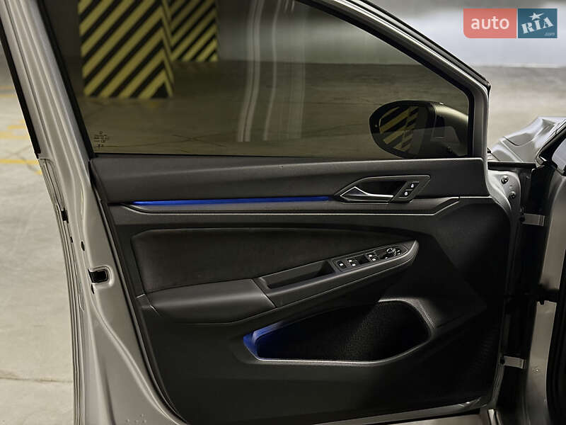 Хэтчбек Volkswagen Golf GTI 2023 в Одессе