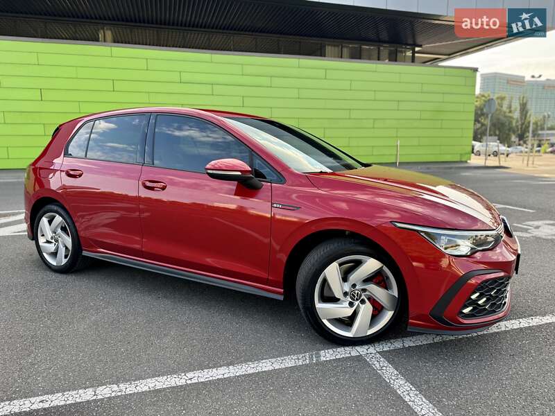 Хэтчбек Volkswagen Golf GTI 2021 в Киеве