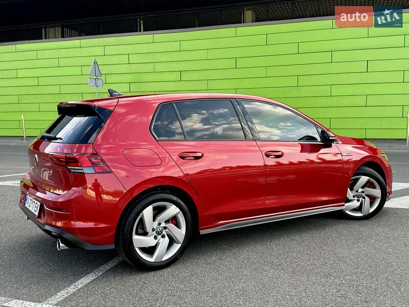 Хэтчбек Volkswagen Golf GTI 2021 в Киеве