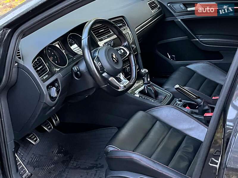 Хэтчбек Volkswagen Golf GTI 2016 в Киеве фото 15 Хэтчбек Volkswagen Golf GTI 2016 в Киеве
