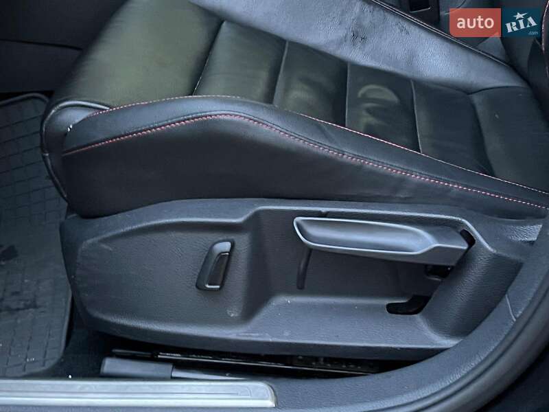 Хэтчбек Volkswagen Golf GTI 2016 в Киеве фото 23 Хэтчбек Volkswagen Golf GTI 2016 в Киеве