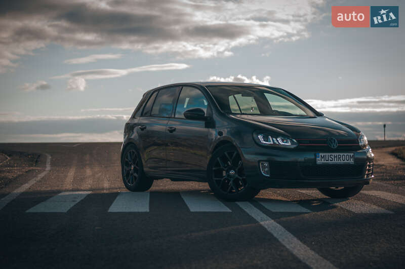 Хетчбек Volkswagen Golf GTI 2012 в Черкасах фото 5 Хетчбек Volkswagen Golf GTI 2012 в Черкасах