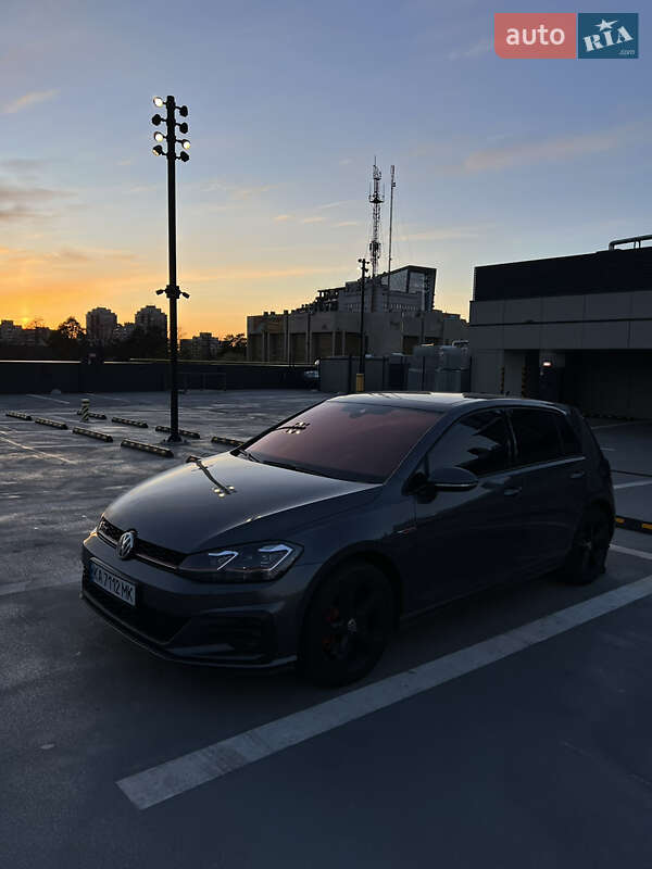 Хетчбек Volkswagen Golf GTI 2019 в Києві