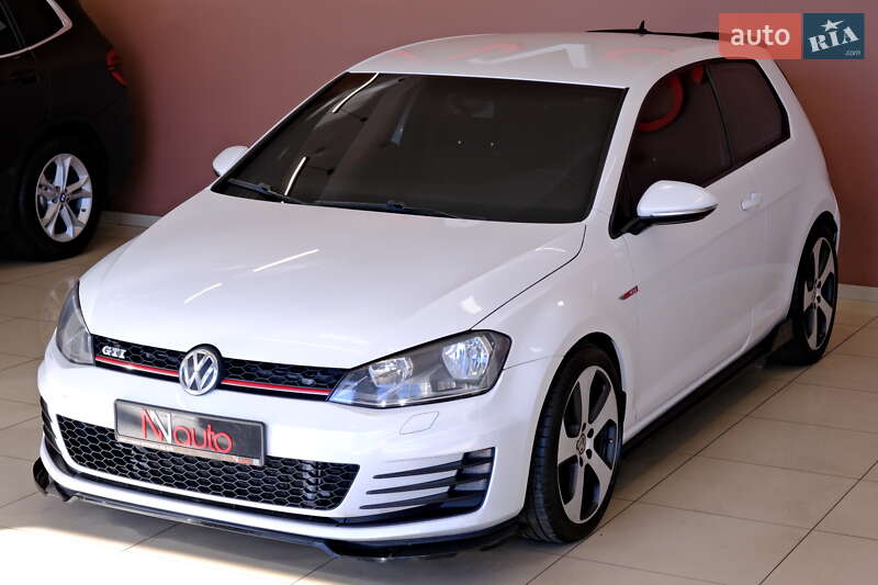 Хэтчбек Volkswagen Golf GTI 2016 в Одессе фото 3 Хэтчбек Volkswagen Golf GTI 2016 в Одессе
