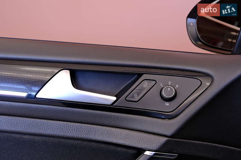 Хэтчбек Volkswagen Golf GTI 2016 в Одессе фото 19 Хэтчбек Volkswagen Golf GTI 2016 в Одессе