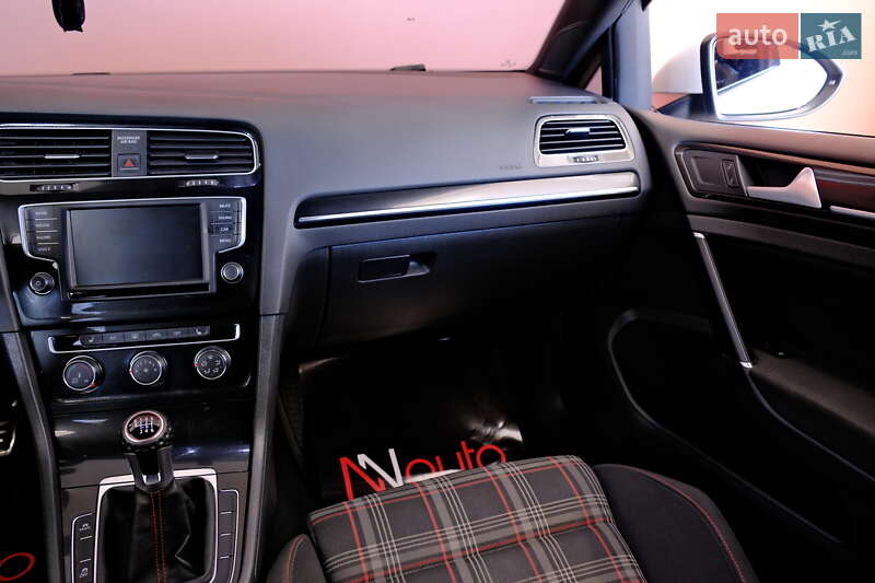 Хэтчбек Volkswagen Golf GTI 2016 в Одессе фото 41 Хэтчбек Volkswagen Golf GTI 2016 в Одессе