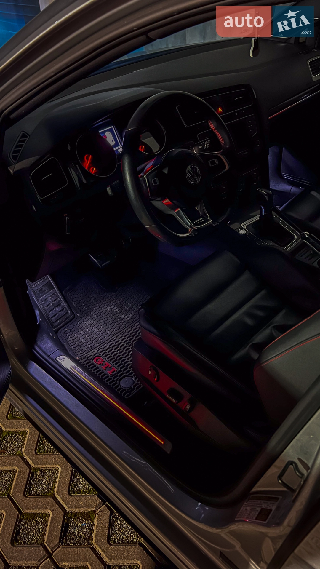 2016 Volkswagen Golf GTI - мініатюра 16