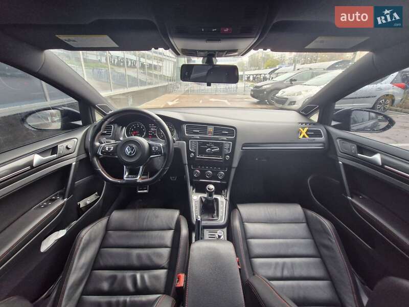 Хэтчбек Volkswagen Golf GTI 2016 в Киеве фото 20 Хэтчбек Volkswagen Golf GTI 2016 в Киеве