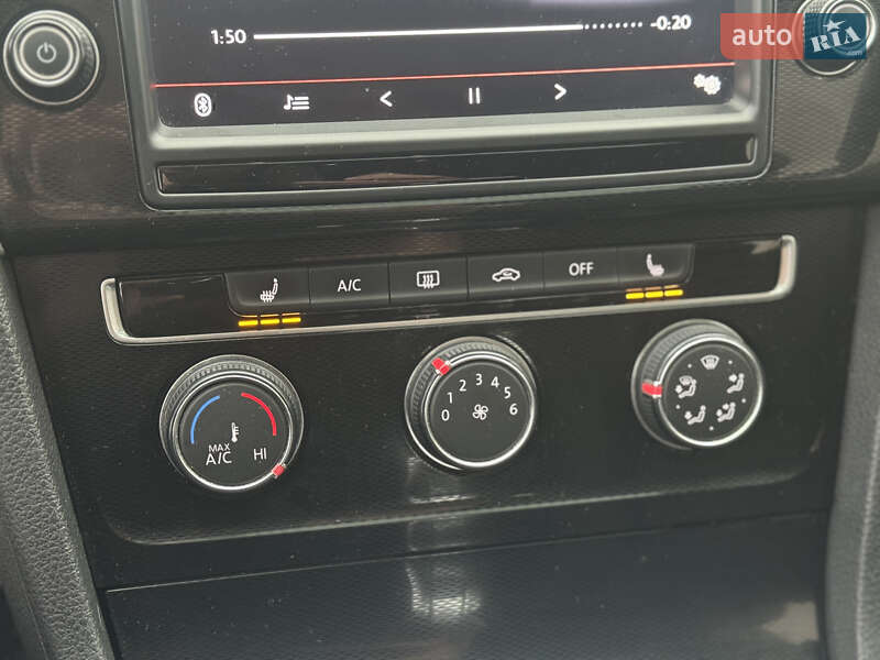 Хетчбек Volkswagen Golf GTI 2014 в Києві