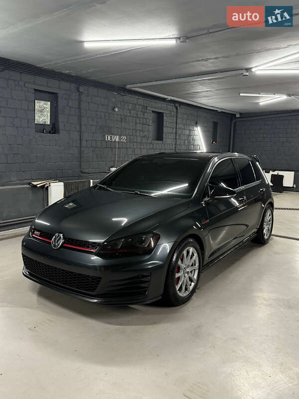 Volkswagen Golf GTI 2016