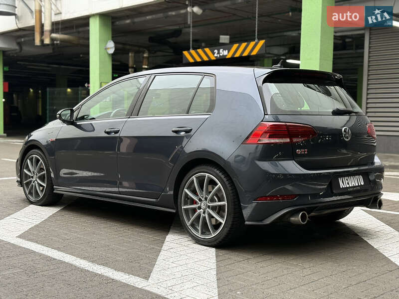 Хэтчбек Volkswagen Golf GTI 2019 в Киеве фото 5 Хэтчбек Volkswagen Golf GTI 2019 в Киеве