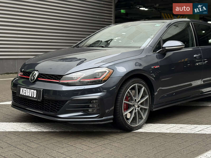 Хэтчбек Volkswagen Golf GTI 2019 в Киеве фото 2 Хэтчбек Volkswagen Golf GTI 2019 в Киеве