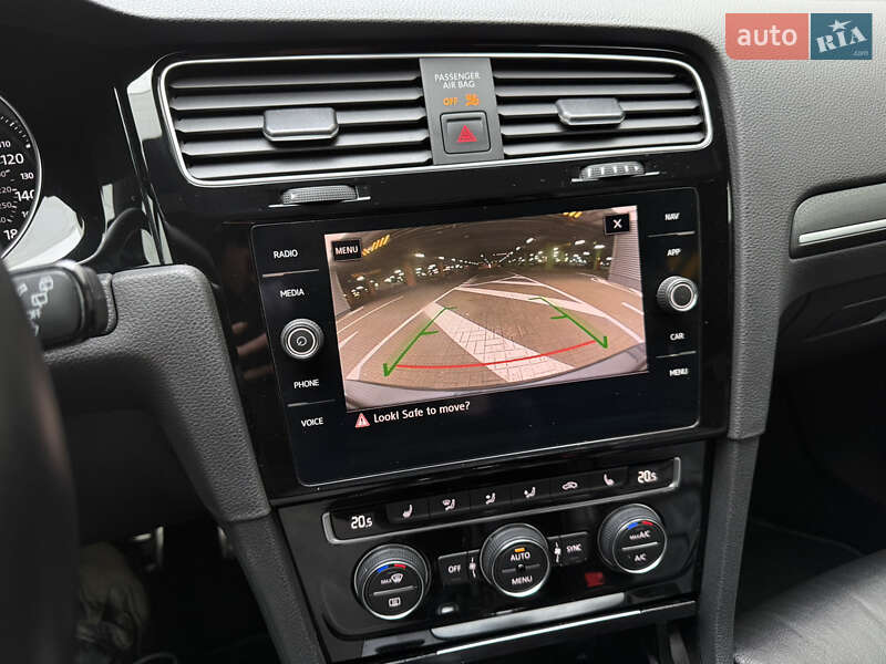 Хэтчбек Volkswagen Golf GTI 2019 в Киеве фото 20 Хэтчбек Volkswagen Golf GTI 2019 в Киеве