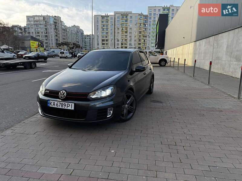 Volkswagen Golf GTI 2010