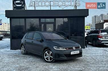 Хэтчбек Volkswagen Golf GTI 2020 в Киеве
