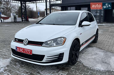 Хэтчбек Volkswagen Golf GTI 2016 в Нововолынске