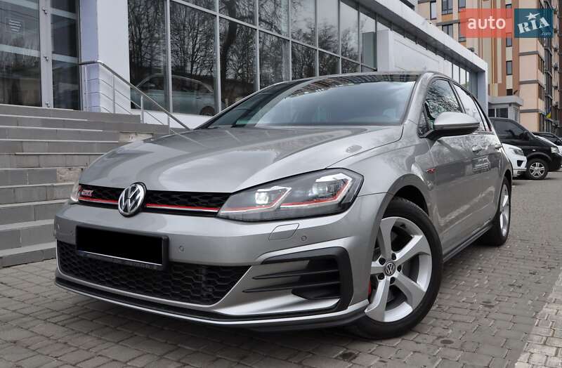 Volkswagen Golf GTI 2019