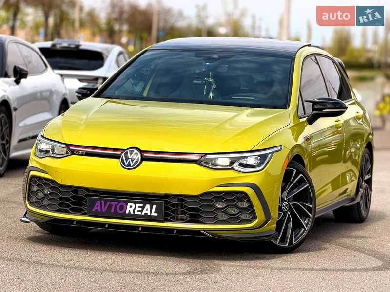 Volkswagen Golf GTI 2021