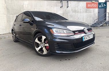 Хетчбек Volkswagen Golf GTI 2015 в Києві