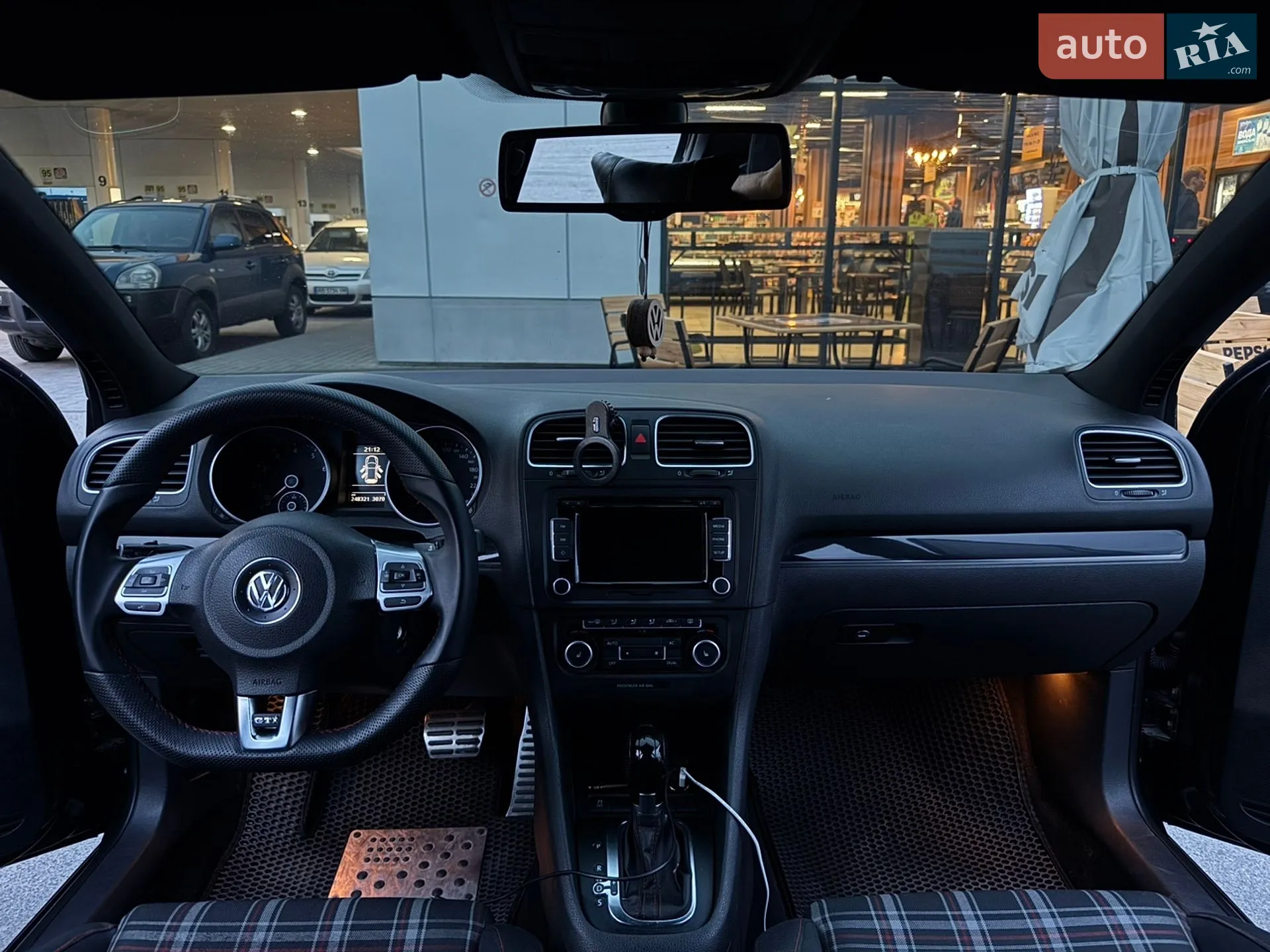 2011 Volkswagen Golf GTI - мініатюра 19