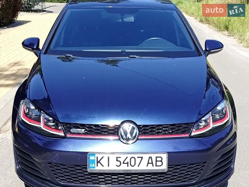 Volkswagen Golf GTI