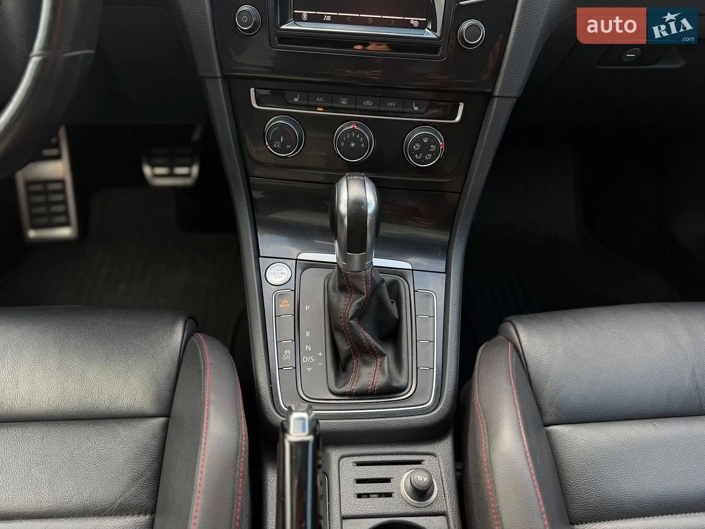 2014 Volkswagen Golf GTI - мініатюра 32