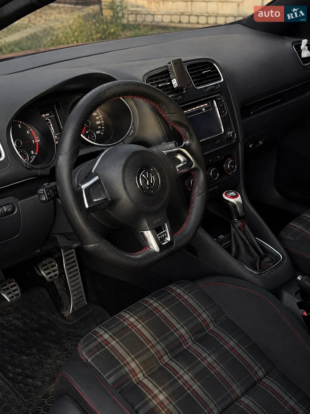 2010 Volkswagen Golf GTI - мініатюра 8