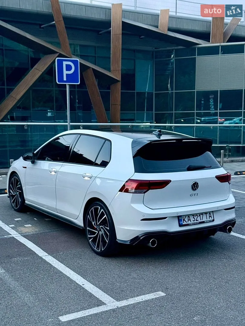 2023 Volkswagen Golf GTI - мініатюра 4