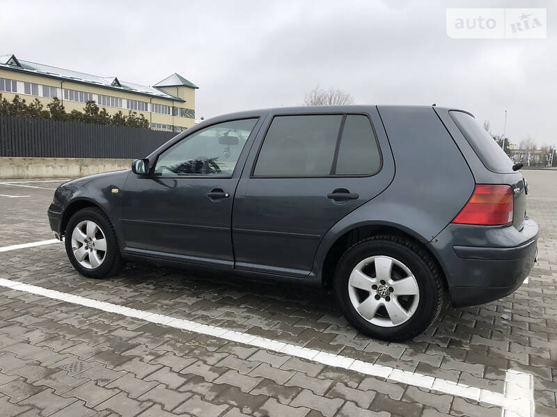 Volkswagen Golf IV