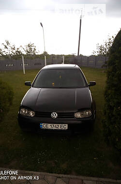 Хэтчбек Volkswagen Golf IV 2000 в Черновцах
