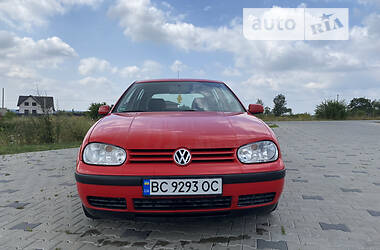 Хэтчбек Volkswagen Golf IV 1998 в Яворове
