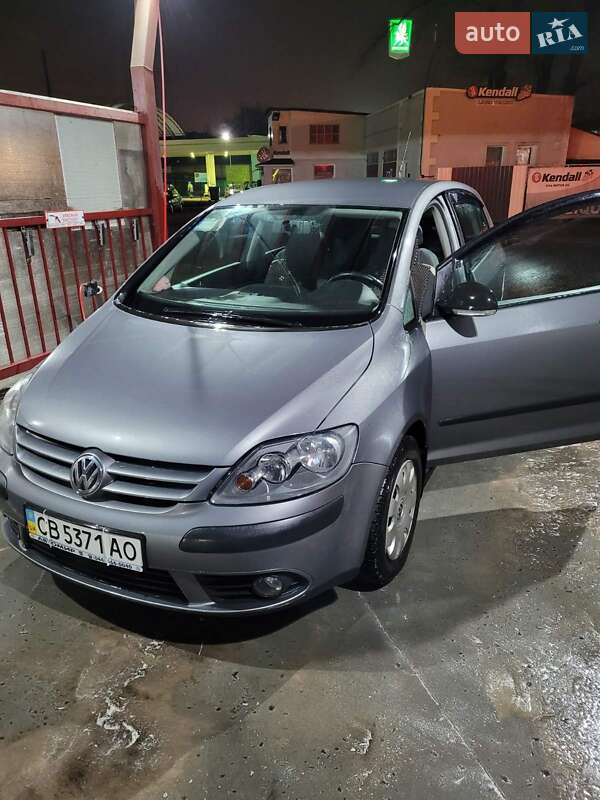 Хетчбек Volkswagen Golf Plus 2009 в Чернігові