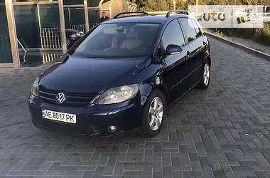 Хетчбек Volkswagen Golf Plus 2007 в Дніпрі