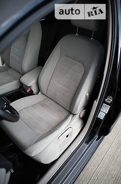 Хэтчбек Volkswagen Golf Plus 2016 в 