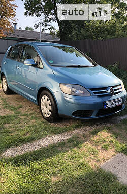 Хэтчбек Volkswagen Golf Plus 2005 в Львове