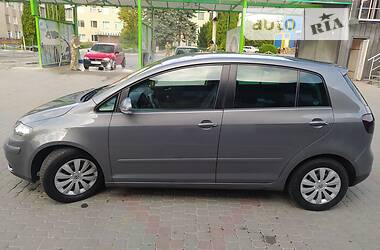 Хетчбек Volkswagen Golf Plus 2005 в Надвірній