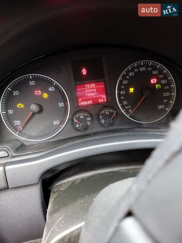 Хэтчбек Volkswagen Golf Plus 2005 в Черкассах фото 5 Хэтчбек Volkswagen Golf Plus 2005 в Черкассах