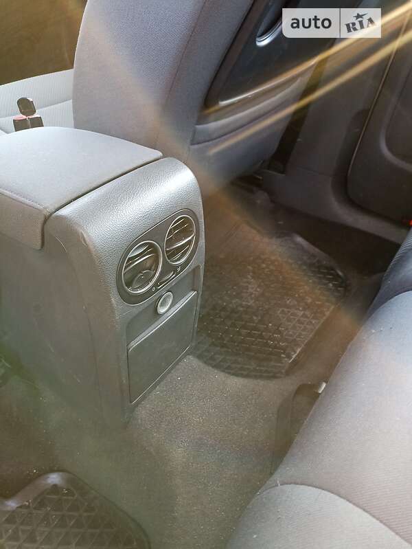 Хэтчбек Volkswagen Golf Plus 2005 в Гайвороне