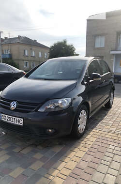 Хэтчбек Volkswagen Golf Plus 2005 в 