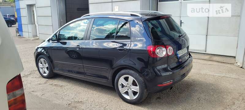 Хэтчбек Volkswagen Golf Plus 2010 в Харькове