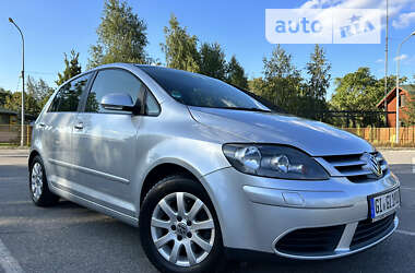 Хэтчбек Volkswagen Golf Plus 2006 в 