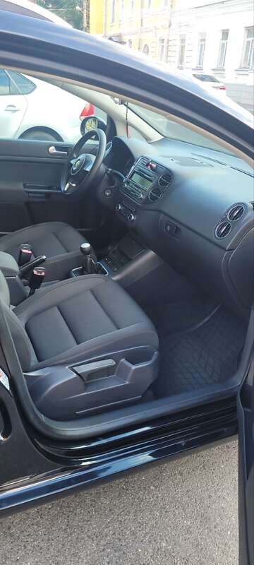 Хэтчбек Volkswagen Golf Plus 2010 в Харькове
