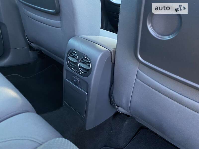Хэтчбек Volkswagen Golf Plus 2007 в Днепре