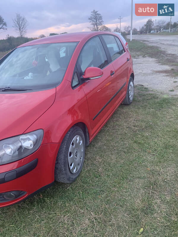 Хетчбек Volkswagen Golf Plus 2005 в Дунаївцях