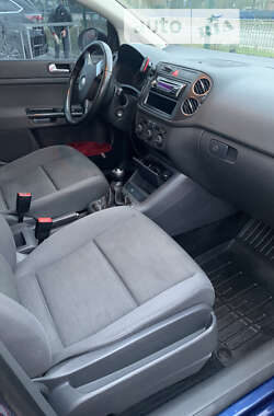 Хэтчбек Volkswagen Golf Plus 2009 в Киеве