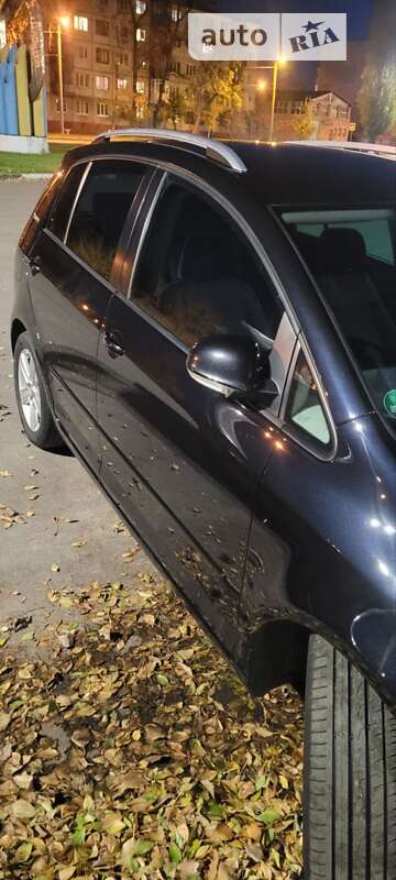 Хэтчбек Volkswagen Golf Plus 2010 в Харькове