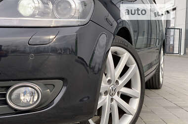 Хэтчбек Volkswagen Golf Plus 2010 в 