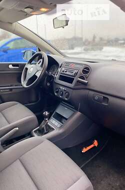 Хэтчбек Volkswagen Golf Plus 2009 в Хороле