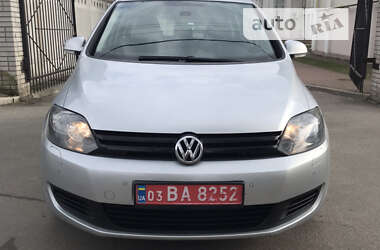 Хэтчбек Volkswagen Golf Plus 2010 в Киеве